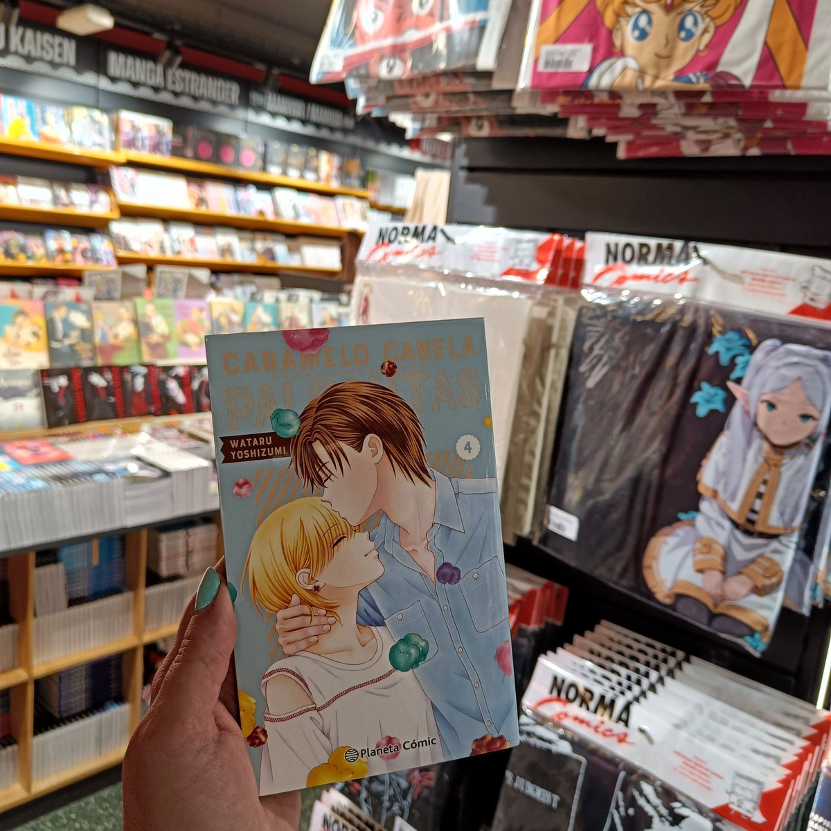 _Queenland_'s tweet photo. Al fin lo tengo, que cada vez que compro un tomo nuevo tengo que leerlos todos con la periocidad que tiene esta obra 😅 https://t.co/3y91vzpPE7