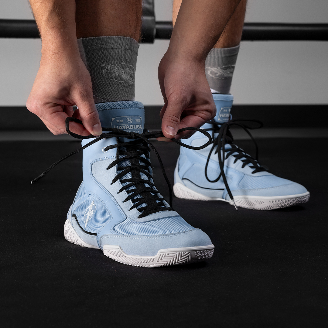 🟥Red vs 🟦Blue
Pro Boxing Shoes. Superior grip, stability, and control.

#boxingshoes #footwork #sportsshoes #boxingfootwork #athletics