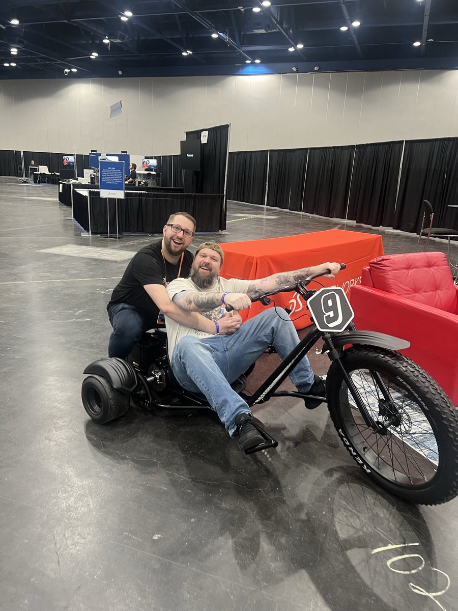 Join us for our first hang out since 3D experience world. We will be catching up and going back to our favourite moments of world.

youtube.com/live/1tiE4Nkgo…

@solidworks #3DXW25 <a href="/Dassault3DS/">Dassault Systèmes</a>