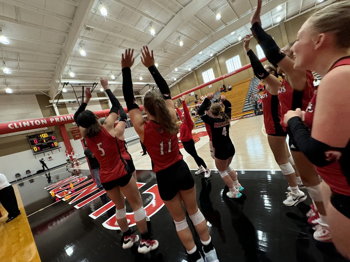 We are back for open gyms tonight. ❤️🖤