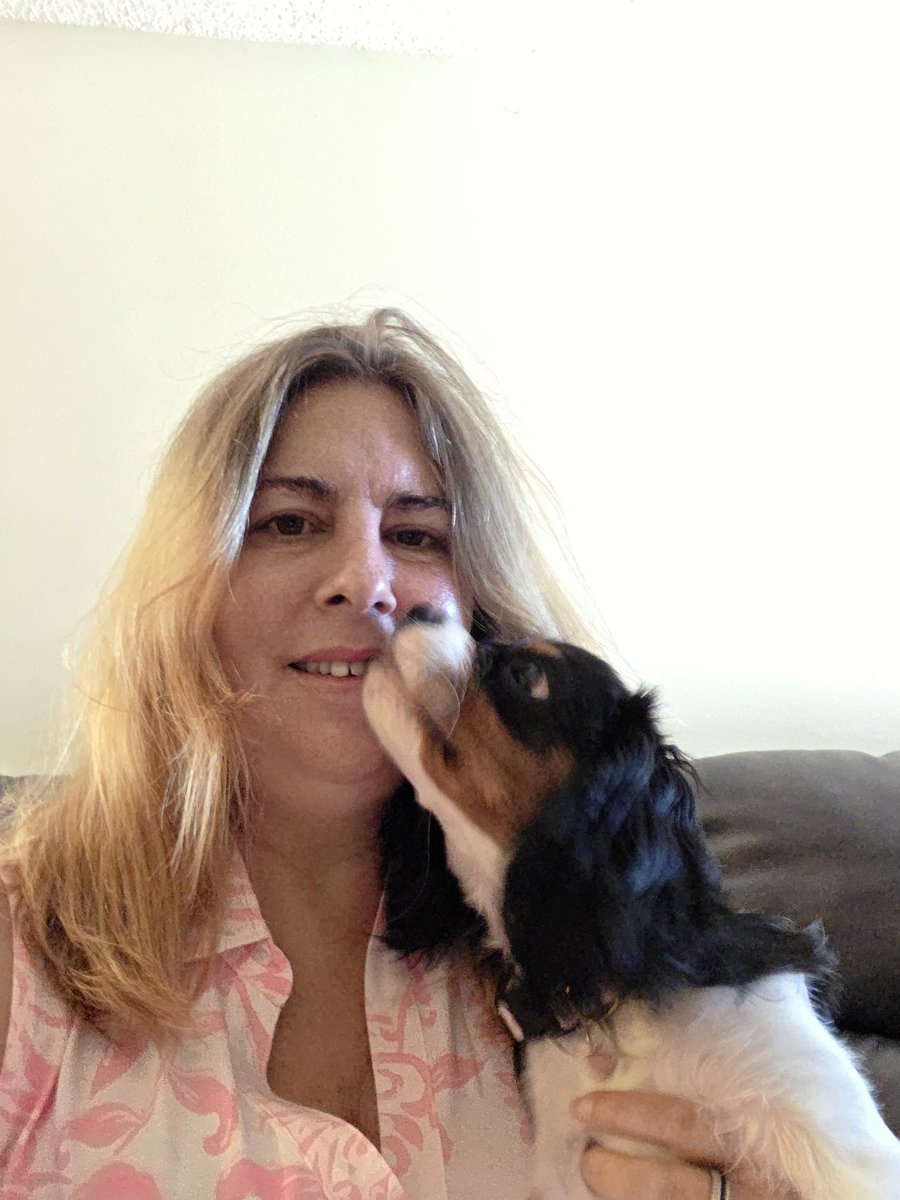 Daisy and I want to thank you for all your #FullMoon #PinkMoon #MoonHour pics!!! Thanks for all the fun!!! Best Heidi #MoonHour 🌛