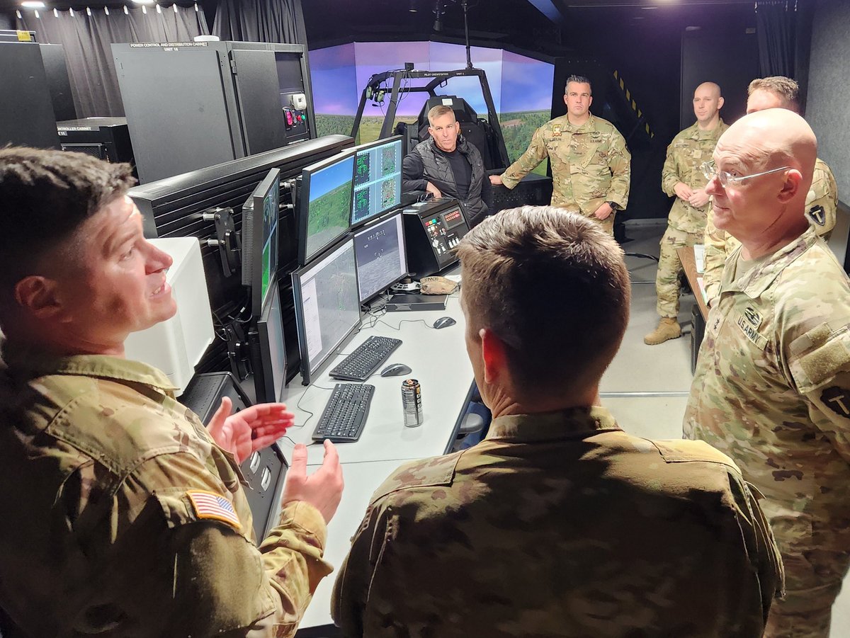 TexasGuard's tweet photo. Tech meets tradition. Flight simulators + sand tables = Texas Guard training. Join a force that's ready for anything. #TexasGuard #ArmyTraining #FutureForce https://t.co/7YxFTzwwdI