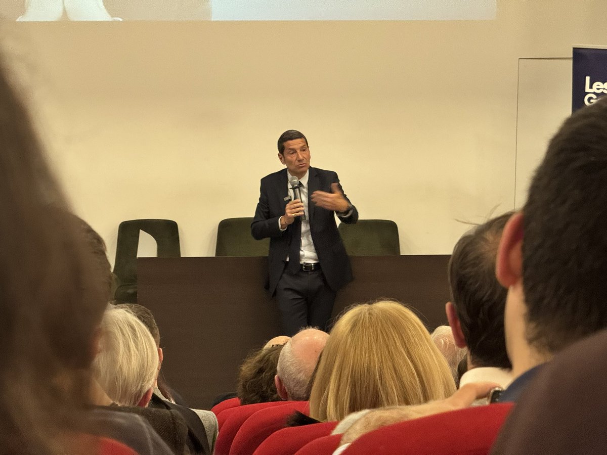 Les Amis de Geoffroy Boulard (@lesamisdegb) on Twitter photo «Le service public n’existe que si au préalable il y a un moteur qui crée la richesse : le secteur privé ! 2 facteurs : le travail et le capital.» <a href="/davidlisnard/">David Lisnard</a> #LesAmisDeGB «Le service public n’existe que si au préalable il y a un moteur qui crée la richesse : le secteur privé ! 2 facteurs : le travail et le capital.» <a href="/davidlisnard/">David Lisnard</a> #LesAmisDeGB