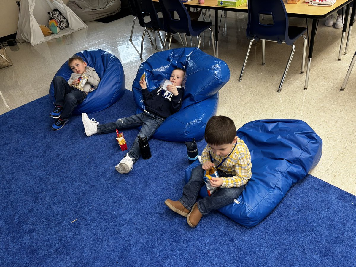 Such an awesome day today with my future Mustang! <a href="/STSD_McKinley/">McKinley Ave School</a> <a href="/StaffordTwpEd/">Stafford Schools</a> <a href="/MSTNGPrincipal/">Tiffany Eberle</a> <a href="/Jac_Aliseo/">JacquelineAliseo</a>