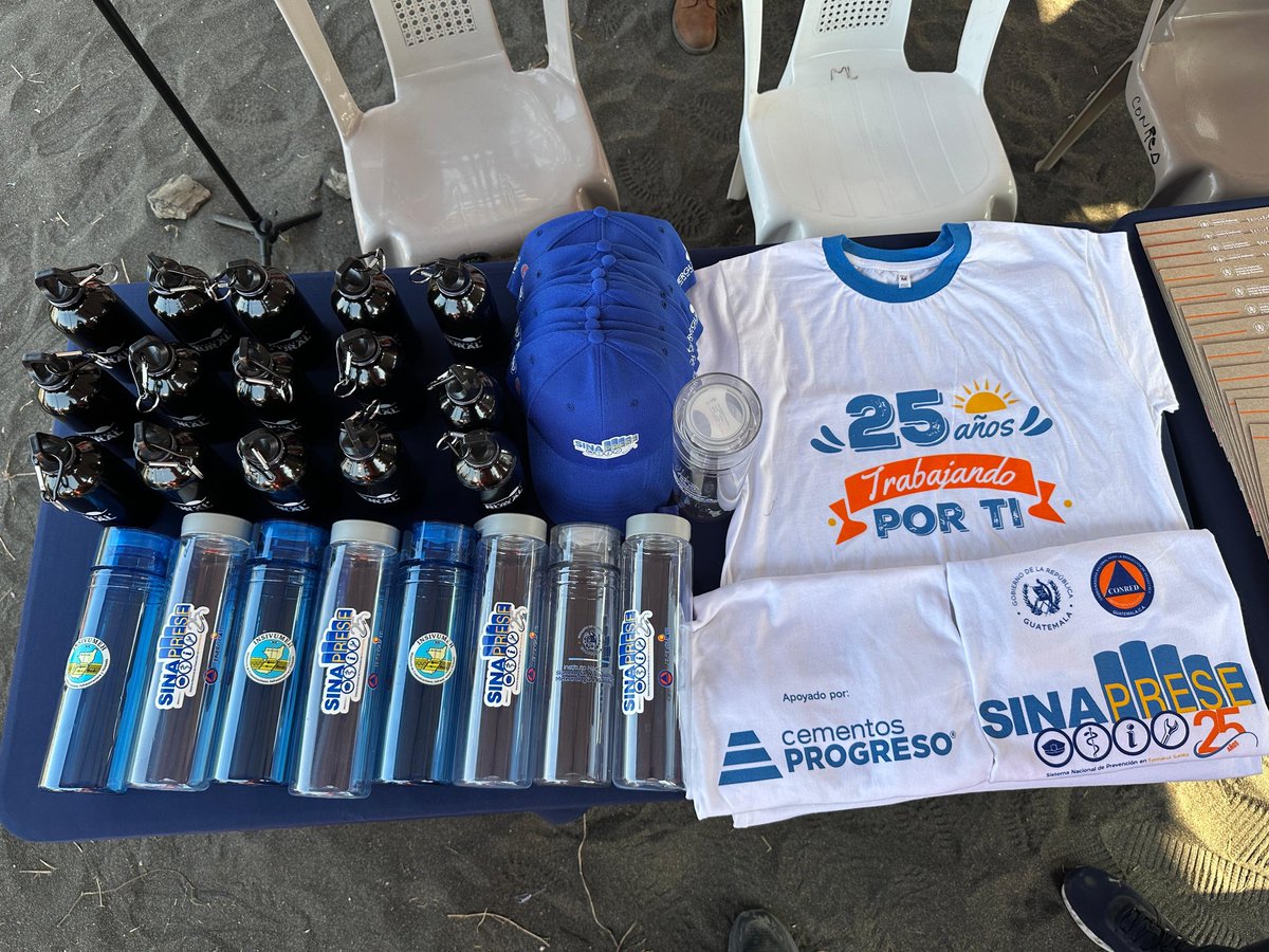 ConredGuatemala's tweet image. Agradecemos la donación de gorras, playeras y pachones por parte de @Energuate_, @banruralgt y #CementosProgreso.