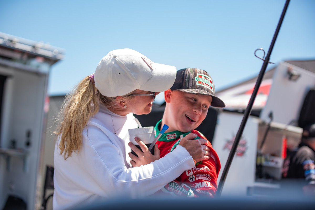 DeLana Harvick tweet media