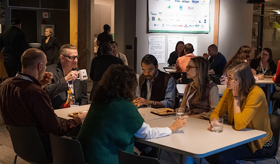 GeoFuturesSTL (@geofuturesstl) on Twitter photo This week <a href="/DowntownTREX/">T-REX 🦖</a> ⬇️
<a href="/TaylorGeoSTL/">TaylorGeospatial</a> will host a Geospatial Innovation for Food Security Challenge Celebration: bit.ly/4jexS8M #STLMade This week <a href="/DowntownTREX/">T-REX 🦖</a> ⬇️
<a href="/TaylorGeoSTL/">TaylorGeospatial</a> will host a Geospatial Innovation for Food Security Challenge Celebration: bit.ly/4jexS8M #STLMade