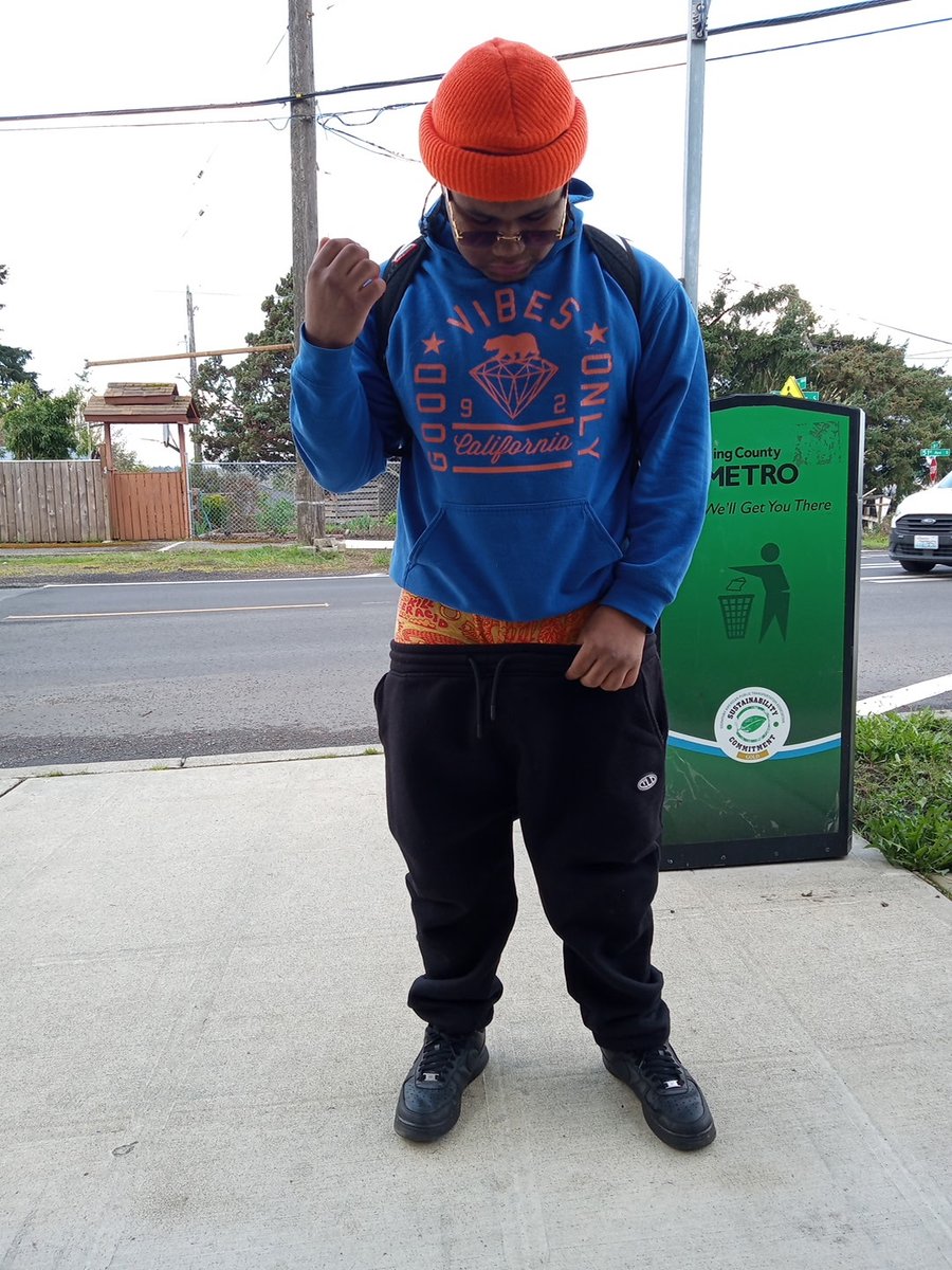 Jonathan Choe (@choeshow) on Twitter photo BREAKING: The foster grandmother of Tyshawn and Marcelles Orr says her boys are the ones seen in a disturbing video released this morning by <a href="/SEATTLESUBMISS/">SEATTLESUBMISSIONS</a>.
It shows Tyshawn (red hoody) chasing a homeless man with a knife. Marcelles(black hoody) is the one with a massive afro. BREAKING: The foster grandmother of Tyshawn and Marcelles Orr says her boys are the ones seen in a disturbing video released this morning by <a href="/SEATTLESUBMISS/">SEATTLESUBMISSIONS</a>.
It shows Tyshawn (red hoody) chasing a homeless man with a knife. Marcelles(black hoody) is the one with a massive afro.