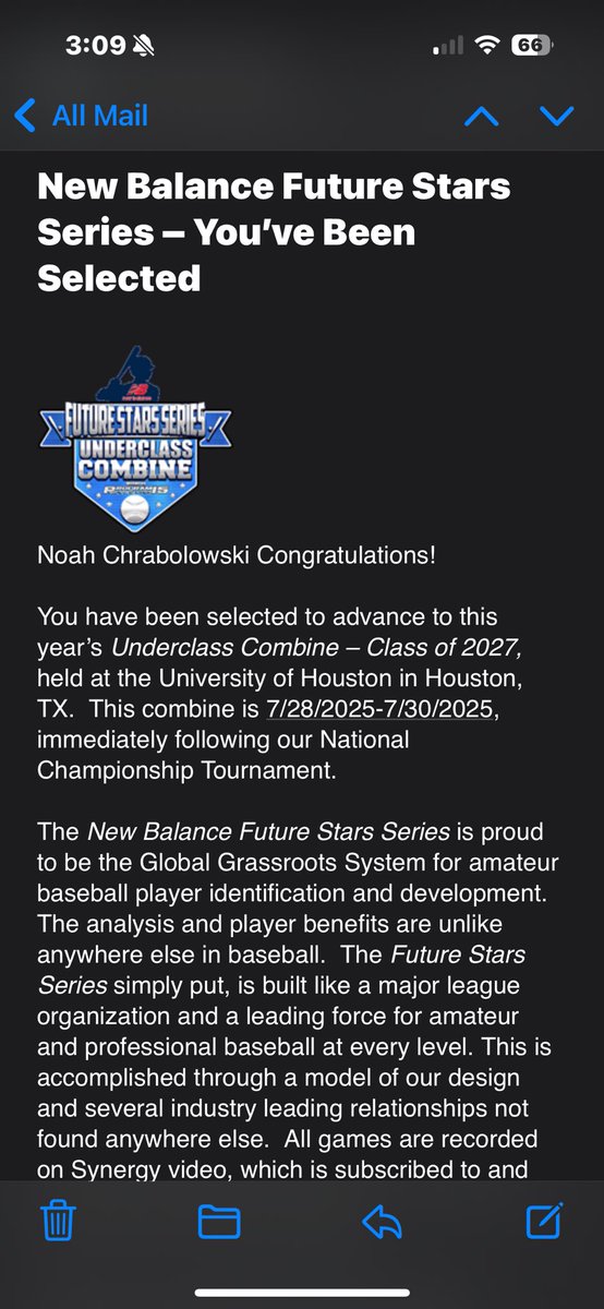 Noah Chrabolowski tweet media