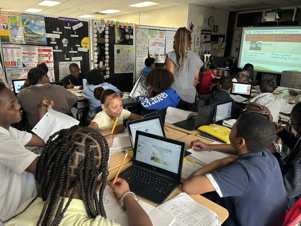 MDCPSSci's tweet photo. Thank you π principal Robinson, Mrs. McRae, and the whole Brentwood Elementary Family @MDCPSNorth for your science efforts. #ScienceInEveryClassroom
@AileenVega123 @WendyForteza @DaneMDCPS @NestorEMarcia @MDCPSSTEAM @MDCPSAcademics @BNCEE_MDCPS @MDCPSRobotics https://t.co/oEsypKRsvV
