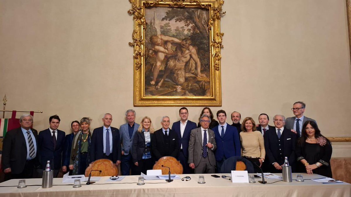 The IMCO delegation met with the Association of Consumers in Bologna (📸 1), Bologna’s Chamber of Commerce (📸 2) &amp; Confcommercio - representing entrepreneurs in Bologna (📸 3) 

2/2
