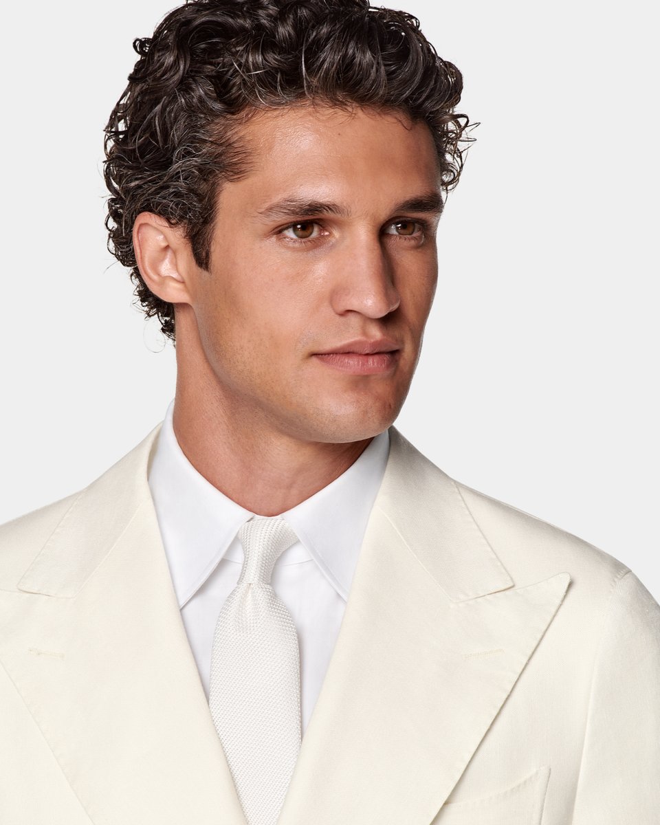 SUITSUPPLY tweet media