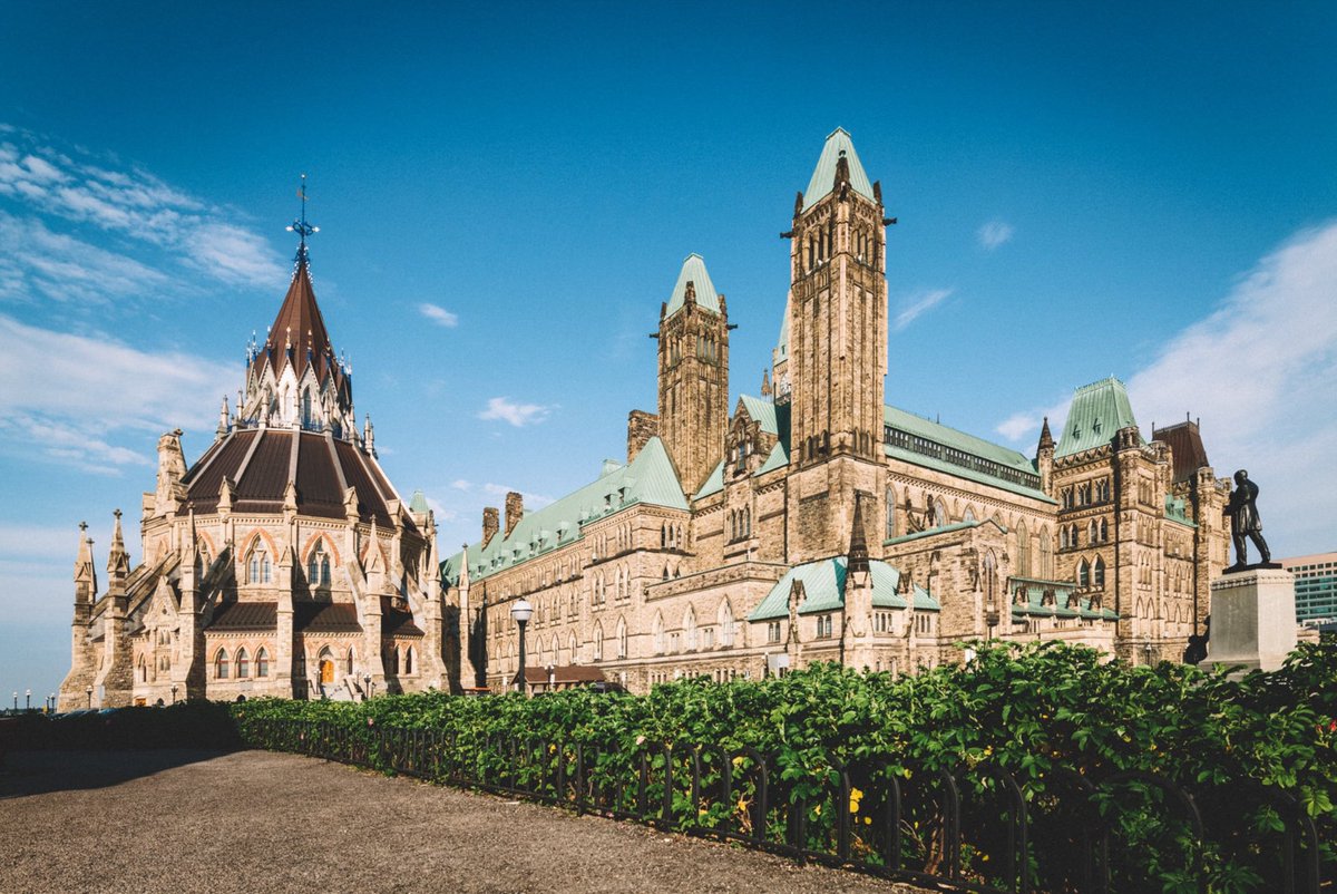 6ixbuzztv's tweet image. Canada's largest First Nation reserve is suing the government for at least $25 million over unsafe drinking water