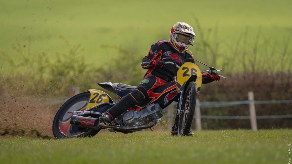 LukeHarrisRacing tweet media