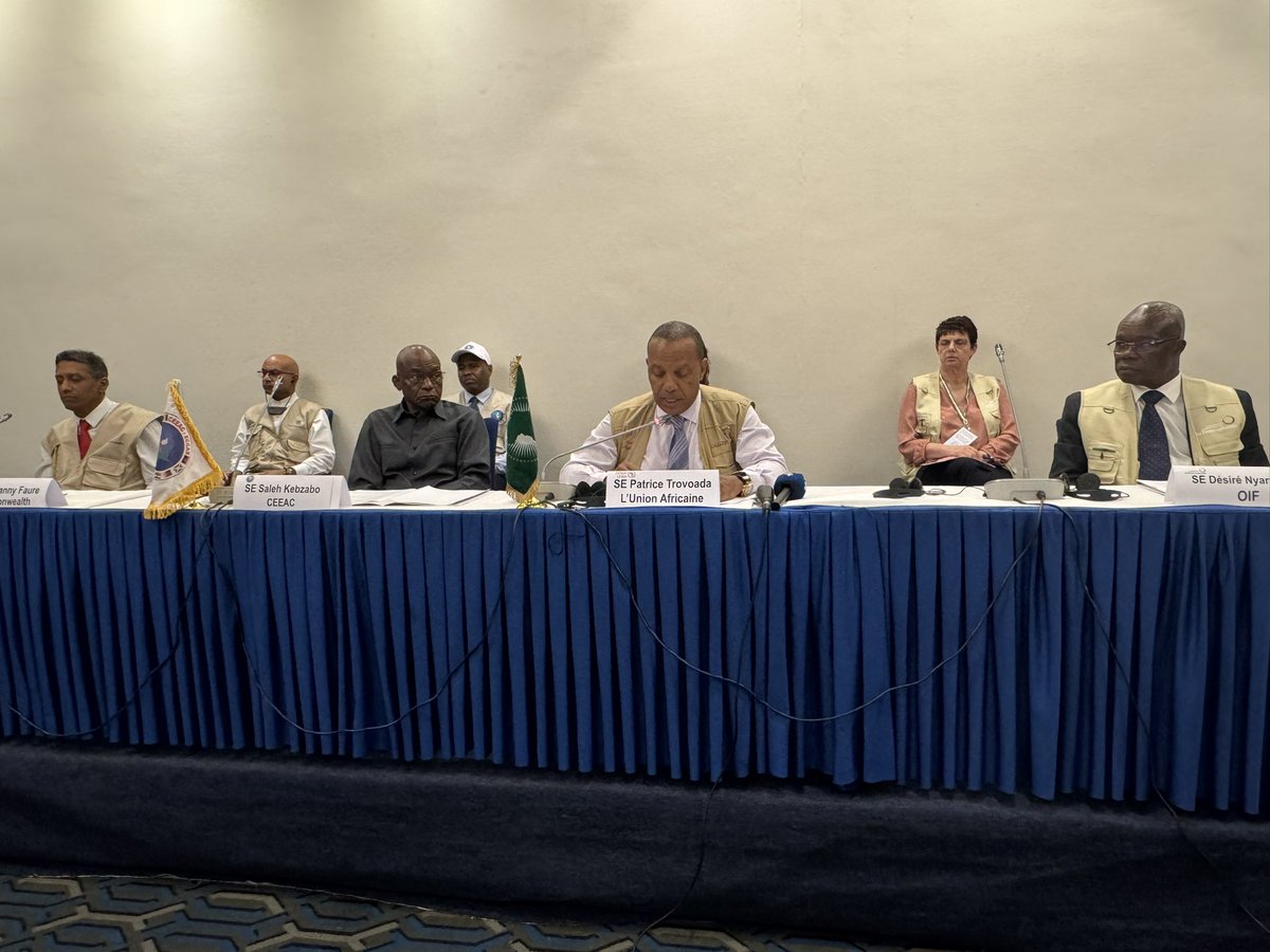 AUC_PAPS's tweet photo. H.E. @TrovoadaPatrice, Head of the #AUEOM to the 12th April 2025 Presidential Elections in #Gabon, and representatives of @CEEAC_ECCAS, @OIFrancophonie and @commonwealthsec, held a joint press conference today in Libreville 🇬🇦 to share their preliminary findings https://t.co/vnsEMkguFt