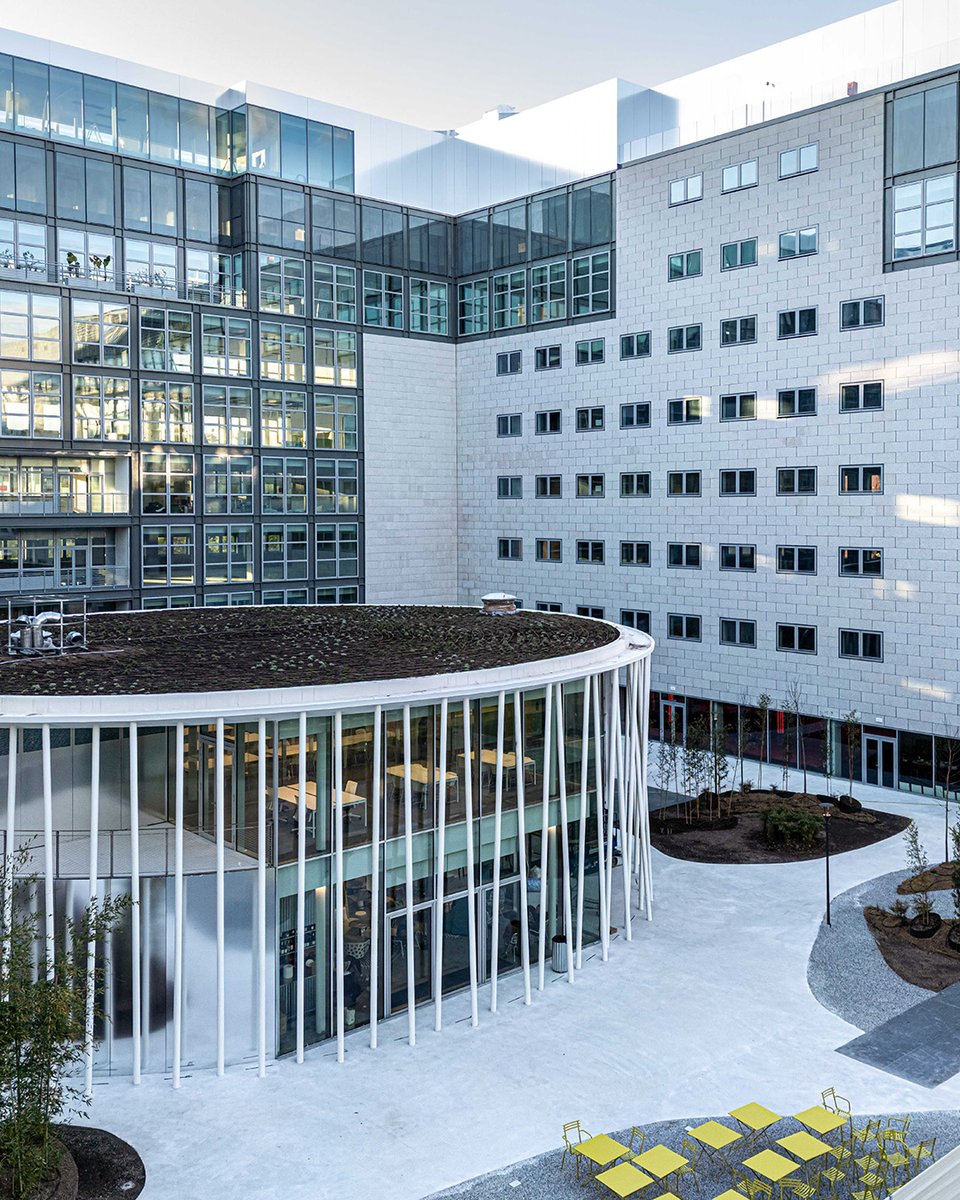 BicoccAlumni (@bicoccalumni) on Twitter photo 🏢🌿 Inaugurato il Bicocca #Pavilion: un progetto di rigenerazione urbana che trasforma un edificio iconico in una work destination innovativa, tra benessere, cultura, socialità e green.
👉 Articolo e foto: unimib.it/comunicati/ina…
📸 <a href="/unimib/">Università degli Studi di Milano-Bicocca</a> 🏢🌿 Inaugurato il Bicocca #Pavilion: un progetto di rigenerazione urbana che trasforma un edificio iconico in una work destination innovativa, tra benessere, cultura, socialità e green.
👉 Articolo e foto: unimib.it/comunicati/ina…
📸 <a href="/unimib/">Università degli Studi di Milano-Bicocca</a>