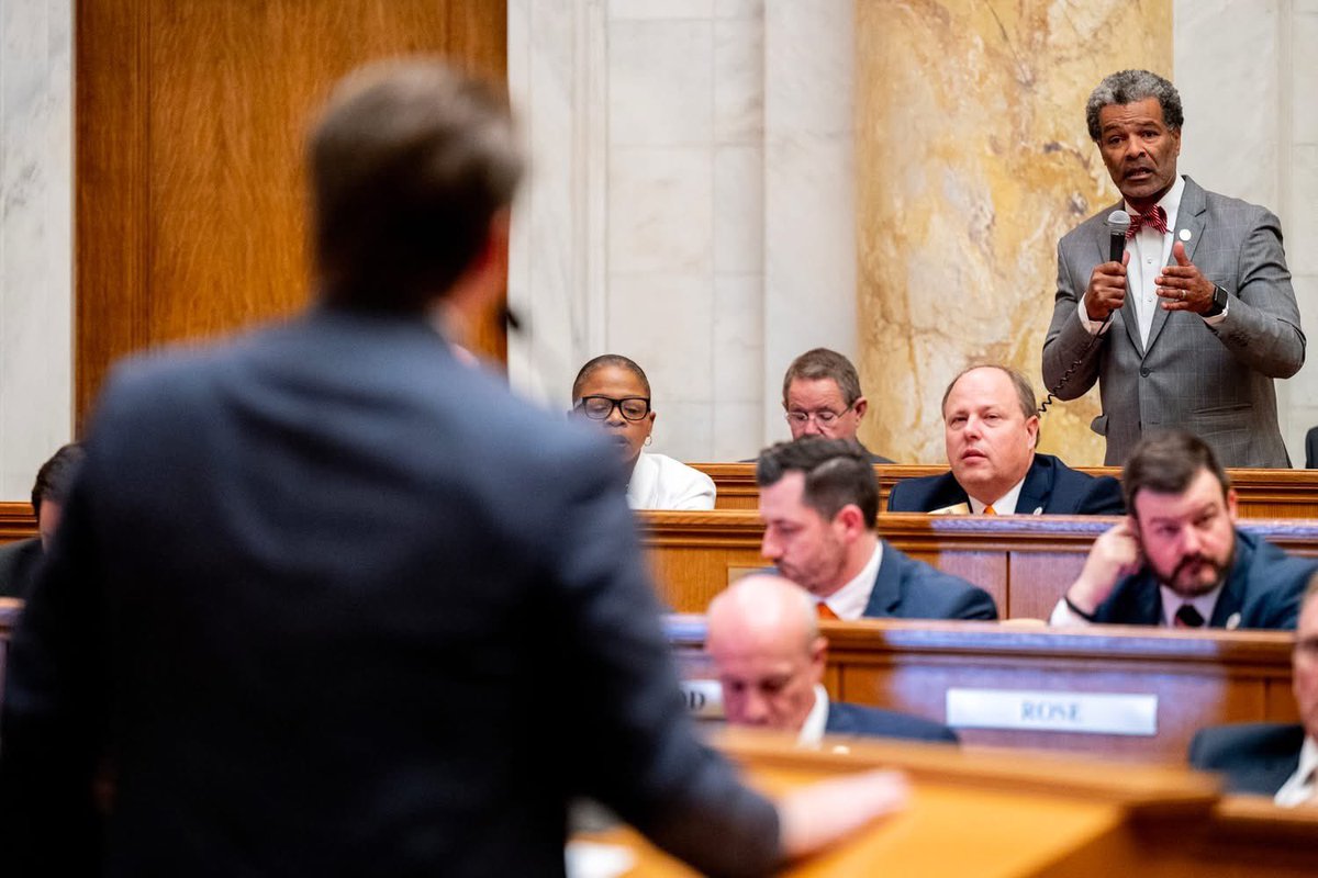 arhousedems's tweet image. We are in the final week of the legislative session (!!), and Democrats are working for you until the end.
Things will move quickly over the next few days, but you can count on us to keep standing up, speaking out, and pushing back for a better Arkansas. #arleg #arpx