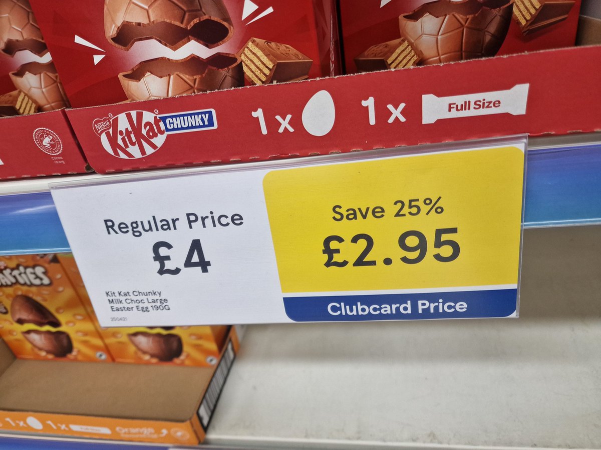 PlayaEamonn's tweet photo. @Tesco my daughter just pointed out.. these are wrong.  That's not a 25% saving. https://t.co/q3XWDw6gDc