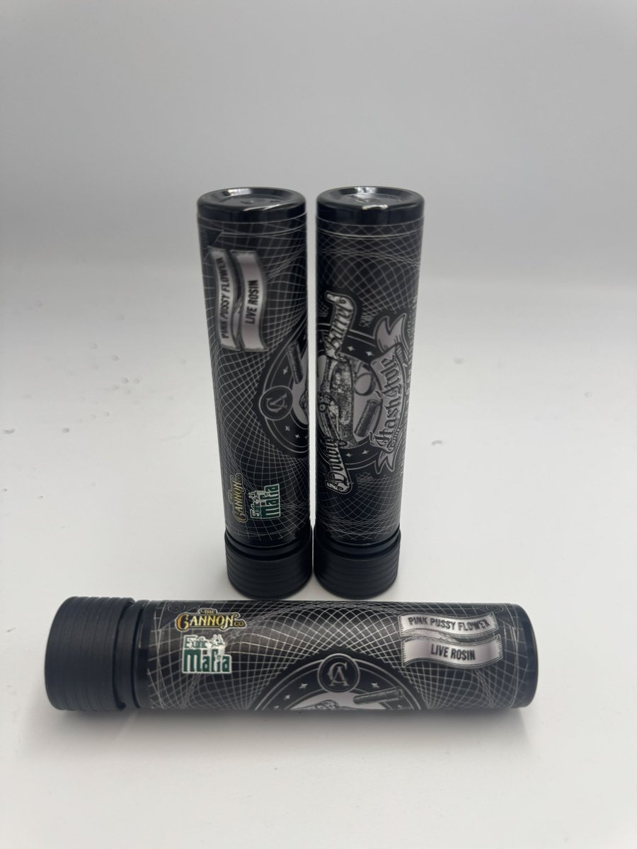 EMC_512's tweet photo. Official Hash hole collab 
XL - Bevolatto 🐂 
Double barrel - Pink Puzzy 

@thecannonco x @EMC_512 https://t.co/zEitwMEwAk