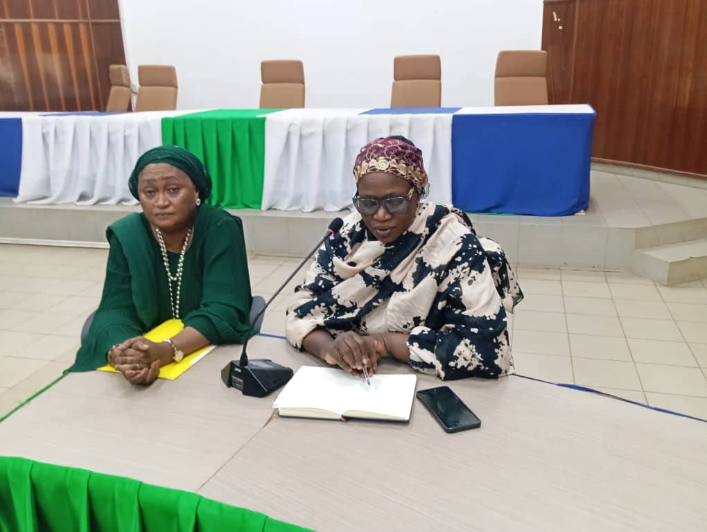 arcadplus's tweet image. ARCAD Santé PLUS embrasse la Santé maternelle  néonatale et infantile avec le Financement du Fonds mondial. Du 09 au 11 avril 2025 s'est tenue dans la salle de formation de l' INPS la première session de l'orientation des membres du CSCom et ASACo des 16 CSCom prioritaires de BKO