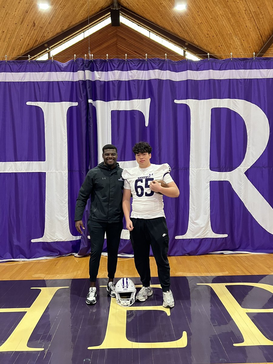 jaco_bkim's tweet image. Thanks for the invite @eaugustin1. I had a great time up at Amherst looking at the campus and speaking to the coaches! @CoachMBallard @CoachEJMills