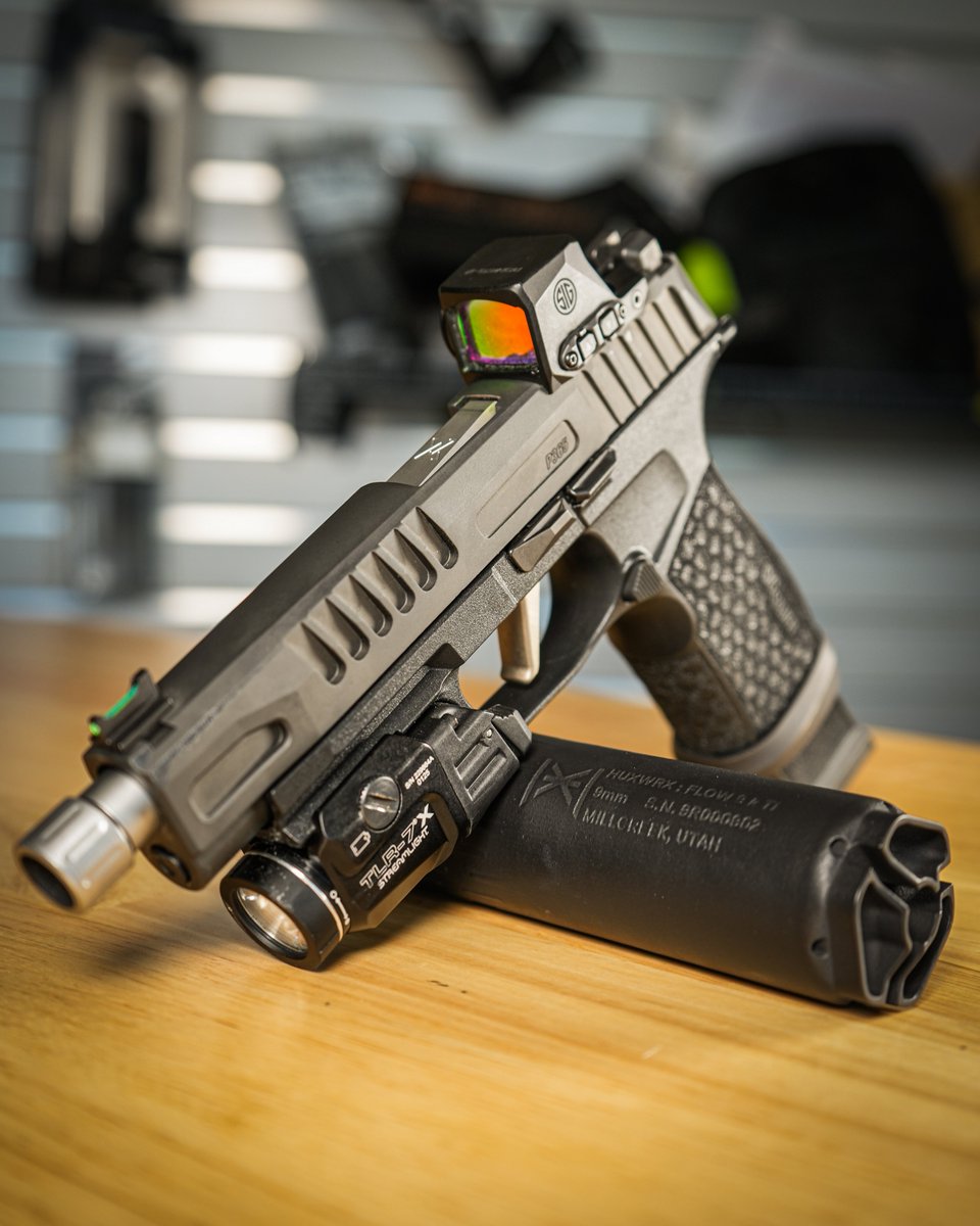 AmmunitionDepot's tweet photo. Shhhh quiet on the set! This Sig Sauer with a Huxwrx Flow 9k can is one of the more slick builds we've seen lately. 

#sig #sigsauer #sigsauerp365 #P365 #365Fuse #hux #huxwrx #huxwrxsafetyco #huxwrxsafety #trueprecision #threadedbarrel #silencer #suppressor