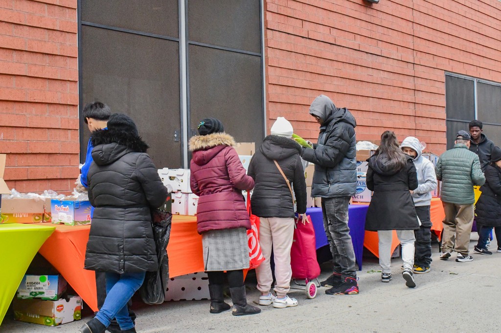 🍎 Our Free Fruits and Vegetables Giveaway Was Amazing!
 
Thank you to everyone who stopped by to pick up all our produce. We know that not everyone has easy access to fresh food, so we’re happy to help in any way we can. 

#FreeFood #FreeFoodBronx #HealthyFood  #NewSettlement