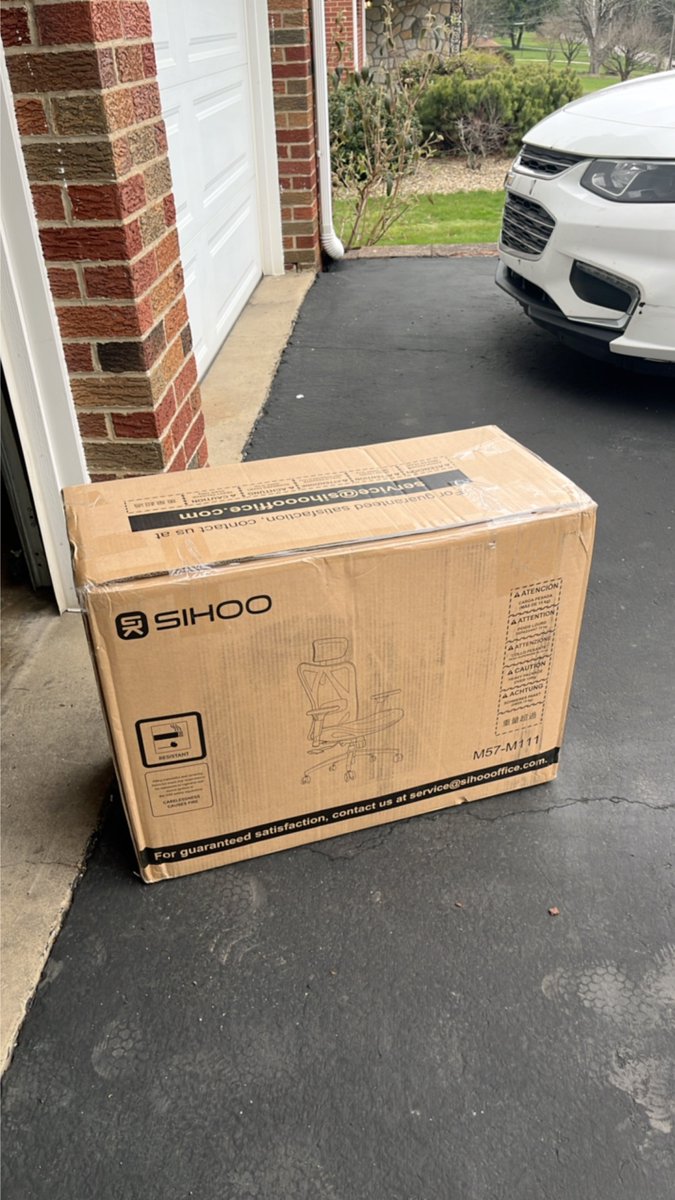 ugc_matthew's tweet image. The chair is finally here! I just received it for a new collab I’m working on. I can’t wait to unbox it and start creating—this one’s gonna be good.
#UGC #UGCcollab #UGCcontent #PaidPartnership