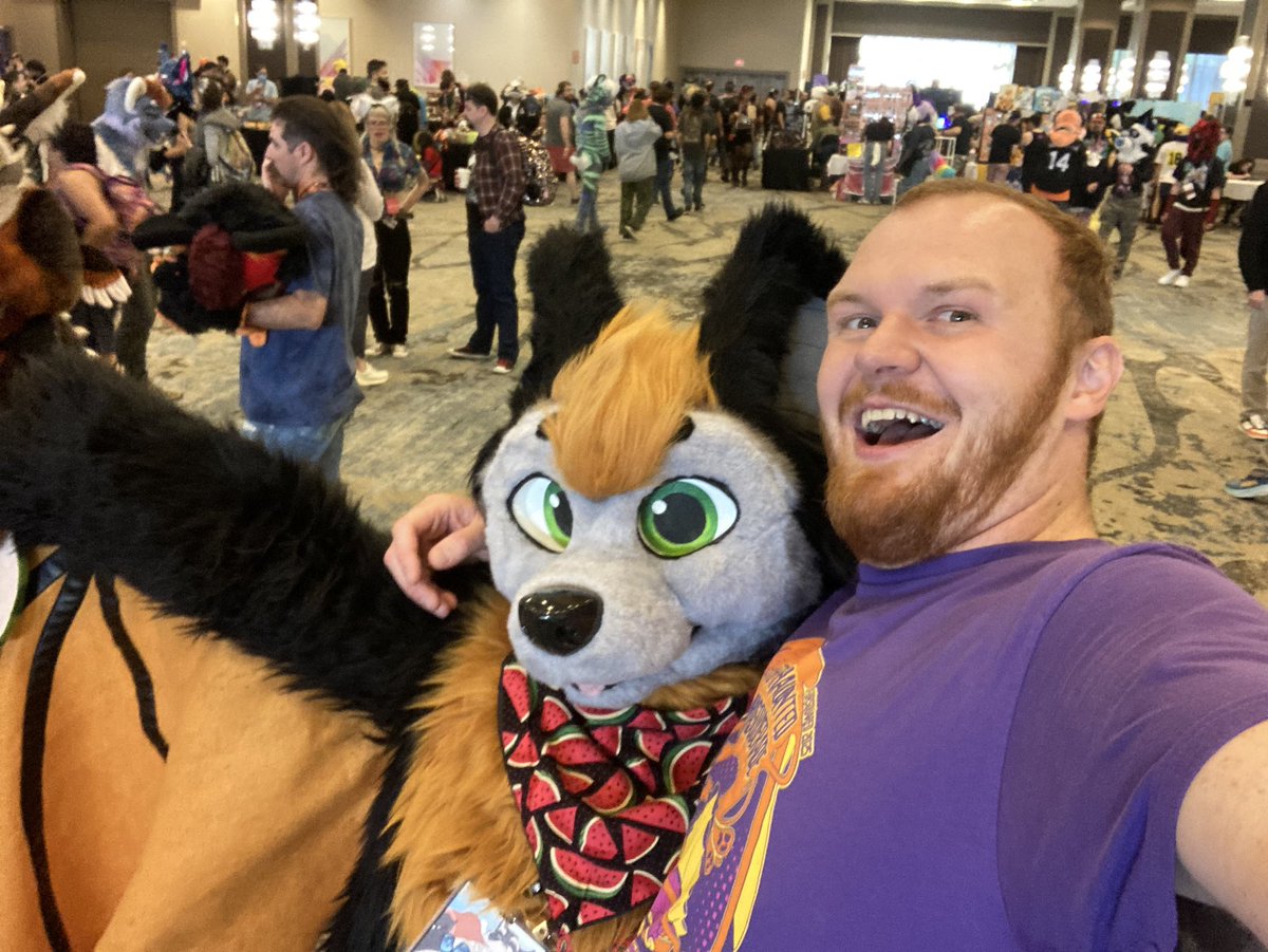 Midnight: leave <a href="/FurryFiesta/">Furry Fiesta - Star Peet</a>
5am: Flight leaves from DFW
8am: Connection at Denver
10am: Home eating Whataburger
2pm: Wake up from nap
3pm: At work singin’ with a big choir and a little orchestra

Anyway, how’s YOUR day? I am LIVING!

Pic featuring <a href="/Mada_Bat/">Mada!</a>