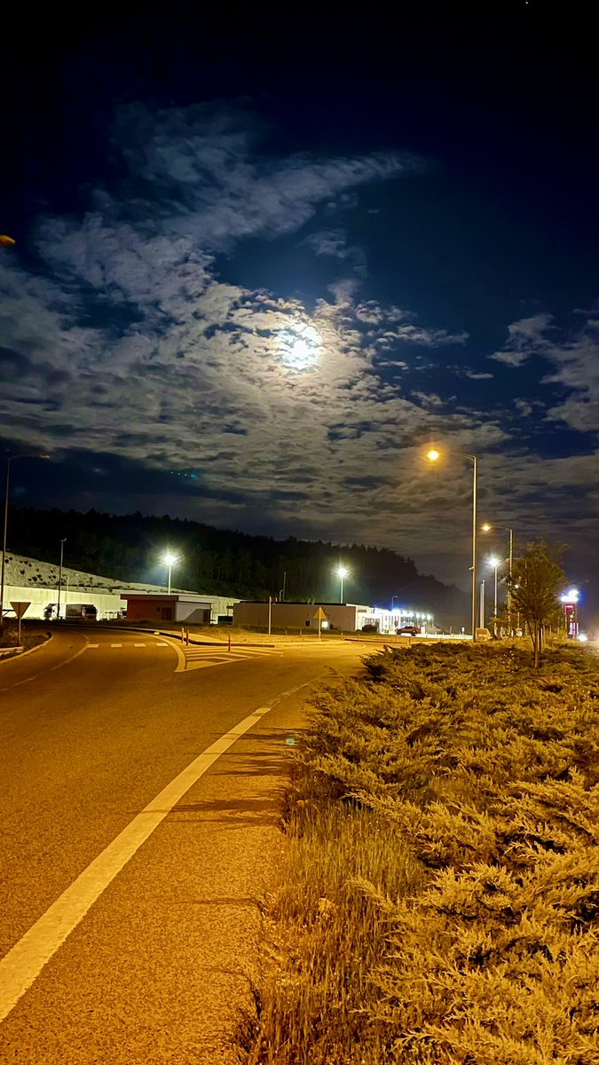 Gecenin güzelliği 🫶🌕🌌