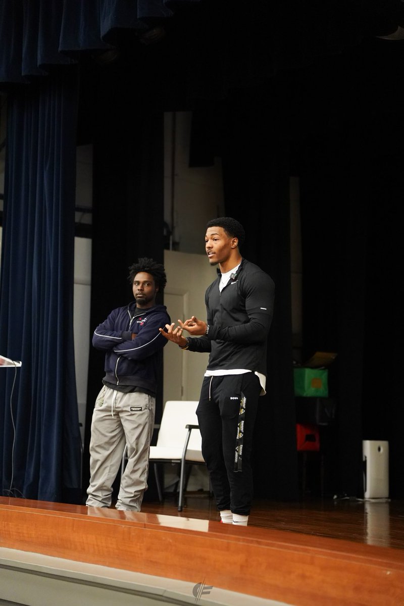 MiaOBrienTV's tweet photo. How about some #GoodNews in #DUUUVAL on this fine Monday afternoon? 

From earlier this spring, but I know #Jaguars fans will love this: 

DB Christian Braswell (@cb6____ ) went back to share his story at his high school, Friendship Collegiate Academy, and surprised them with SWEET new playing gloves 🥹🏈 video is 💯 and worth a listen 💪🏼