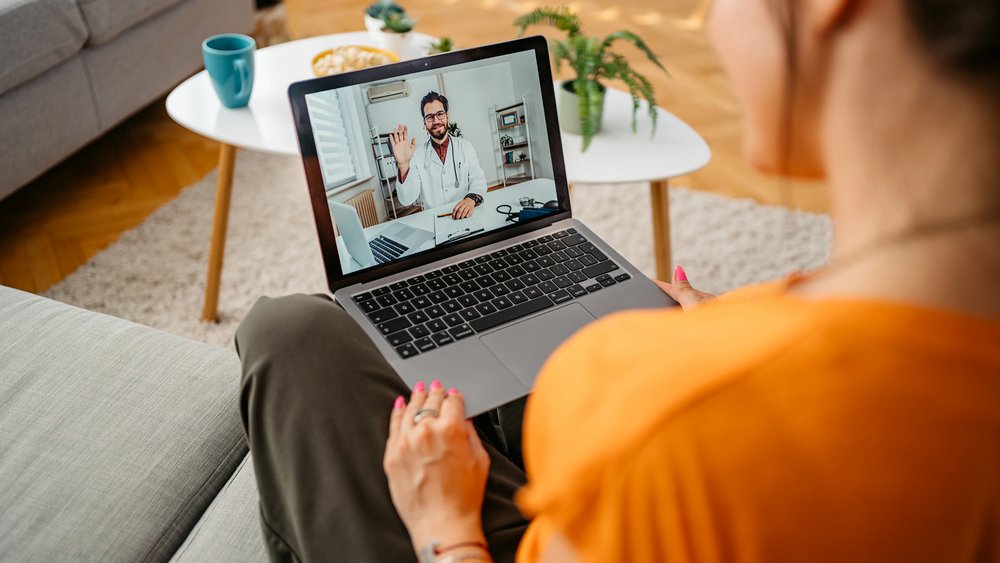 🙌 Skip the waiting room — care is just a click away! 💻🖱️ 

With On-Demand Video Visits, you can connect with our trusted healthcare providers anytime, anywhere.

🏥 Start a visit today: heyor.ca/p0bWqC 

#VirtualCare #OnDemandVideoVisits #HealthcareAnywhere #PrimaryCare