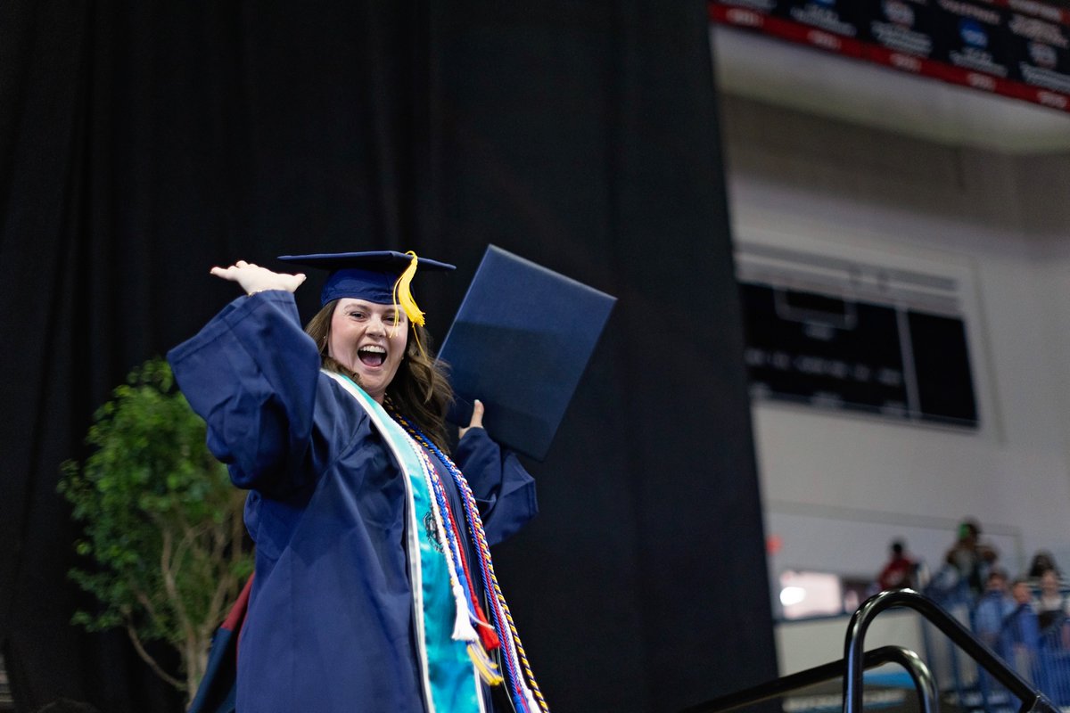 Join Samford University on May 3 from 9 to 10 a.m. in the Pete Hanna Center as we celebrate the achievements of our spring graduates from Arts and Sciences. ❤️💙🎓 Family and friends who can’t attend in person are invited to watch the livestream at samford.edu/live.
