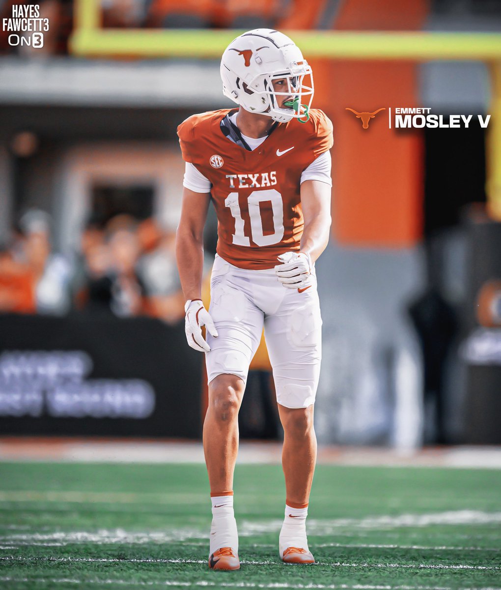 Hayesfawcett3's tweet photo. BREAKING: Stanford transfer WR Emmett Mosley V has Committed to Texas, he tells @on3

The 6’2 205 WR totaled 48 Receptions for 525 Yards &amp; 6 TDs as a Freshman 

Top Available WR in the Portal &amp; will have 3 years of eligibility left

https://t.co/fCAdepLv3P https://t.co/yurFlxuT2w