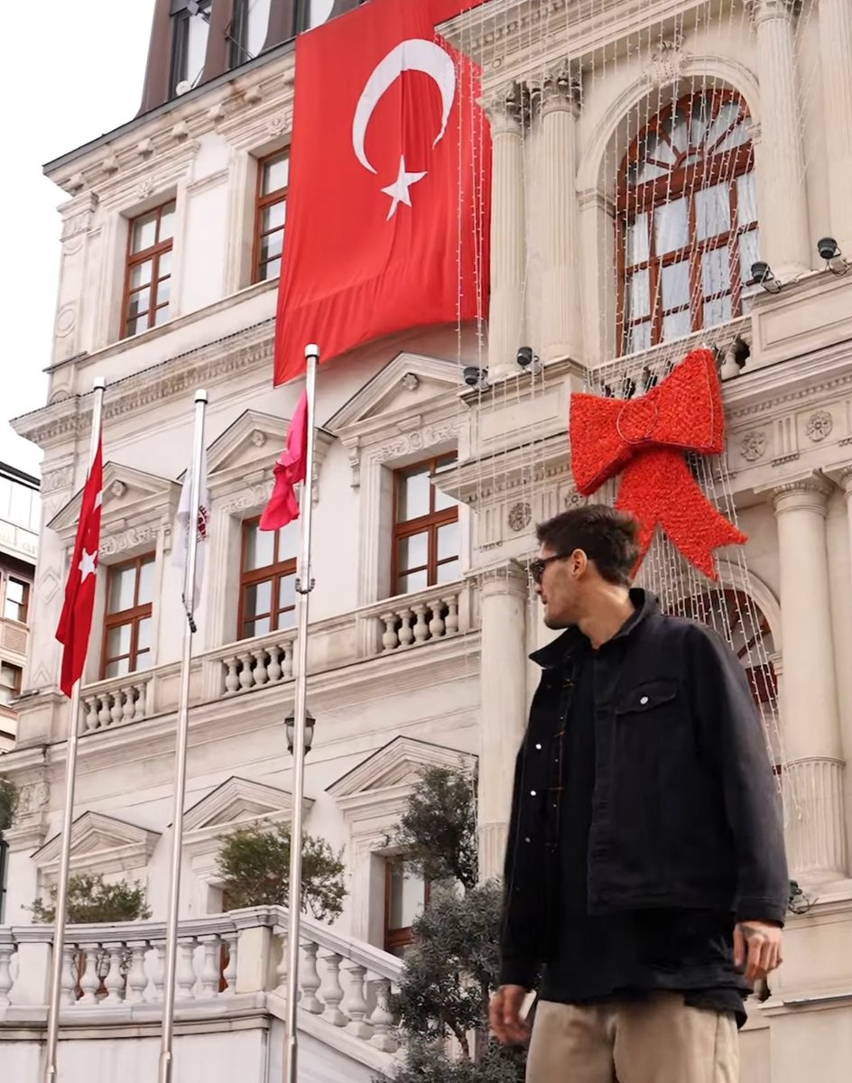 Kalbim senden vazgeçmeyecek.. <a href="/barismrtyagci/">Barış Murat Yağcı</a>