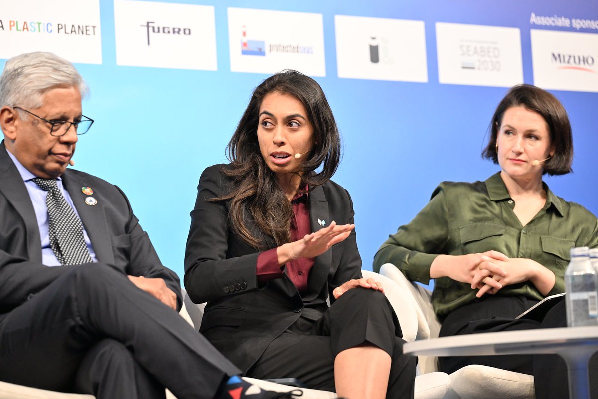 Last month, the Republic of Palau 🇵🇼 was proudly represented at The Economist Impact’s 12th Annual World Ocean Summit in Tokyo 🇯🇵, led by H.E. President Surangel Whipps, Jr.