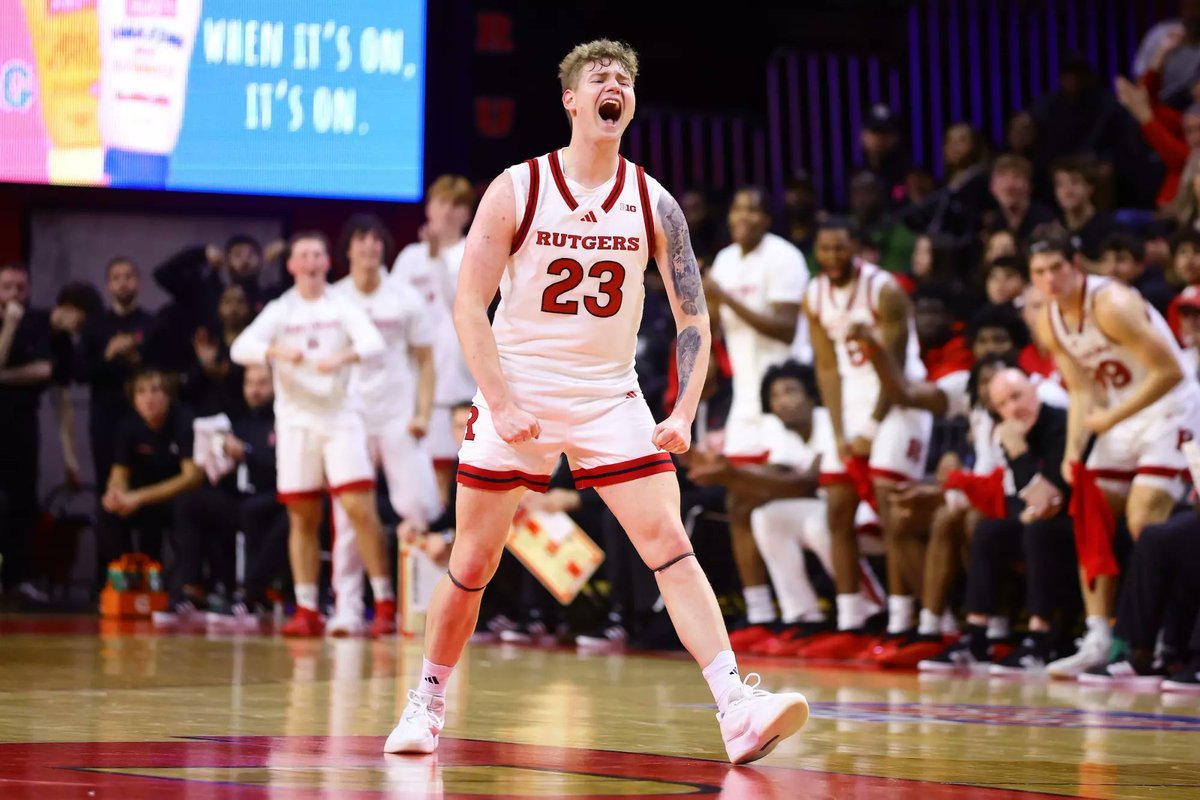 Rutgers G PJ Hayes will enter the transfer portal, he tells TPR. 

Hayes appeared in 23 games this season for the Scarlet Knights. Averaged 10.5 points per game at San Diego in 23-24.