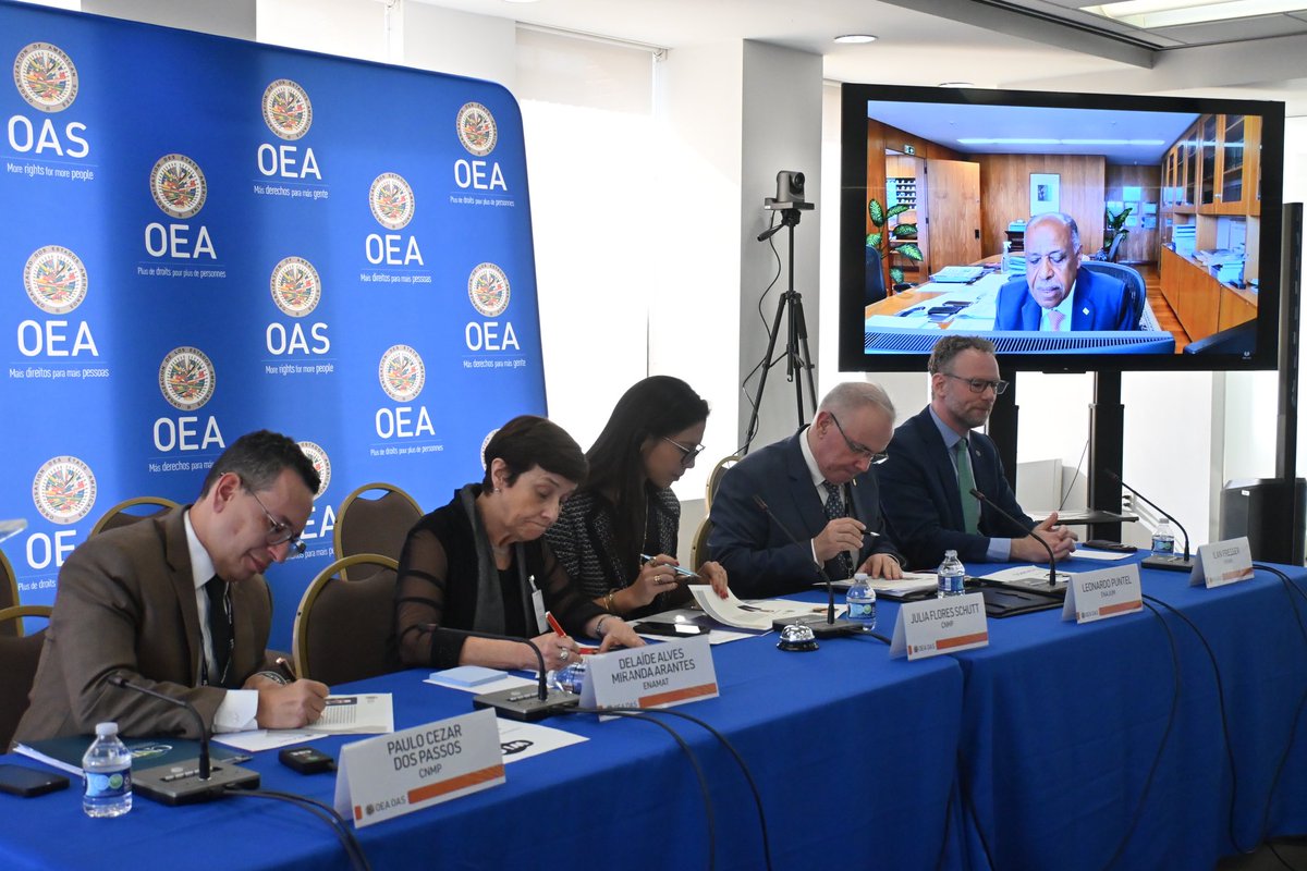 JMArrighi's tweet photo. 👥 Segundo Panel

◻️ IV Foro: Buenas Prácticas del Sistema de Justicia Brasileño

@OEA_oficial https://t.co/JwHvIu3OOp