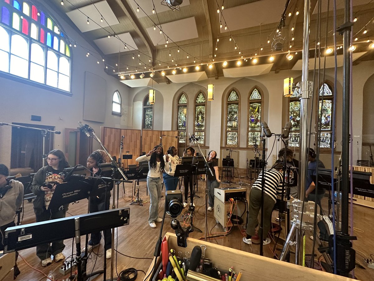 Cesar Rainho (@artssupvr_ftps) on Twitter photo FHS Choir had a chance to record at Ocean Way Studios and take a masterclass at Vanderbilt University! <a href="/WNews_FTPS/">WNews_FTPSchools</a> FHS Choir had a chance to record at Ocean Way Studios and take a masterclass at Vanderbilt University! <a href="/WNews_FTPS/">WNews_FTPSchools</a>