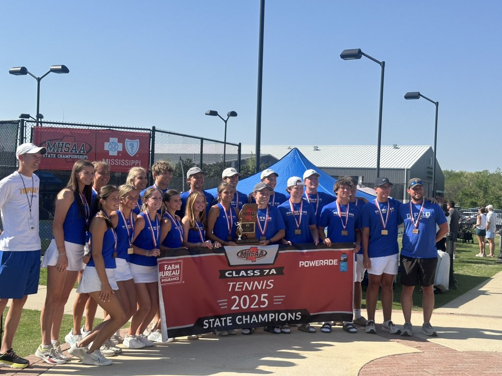 msjonesthomas's tweet photo. DRUM ROLL 🥁 @THS_Tennis are your 7A State Champs 🙌🏾🙌🏾 thank you Lord! These kids (and coach)worked so hard and deserve this honor!!! 🎾🎾🎾 https://t.co/dCySOevTOG