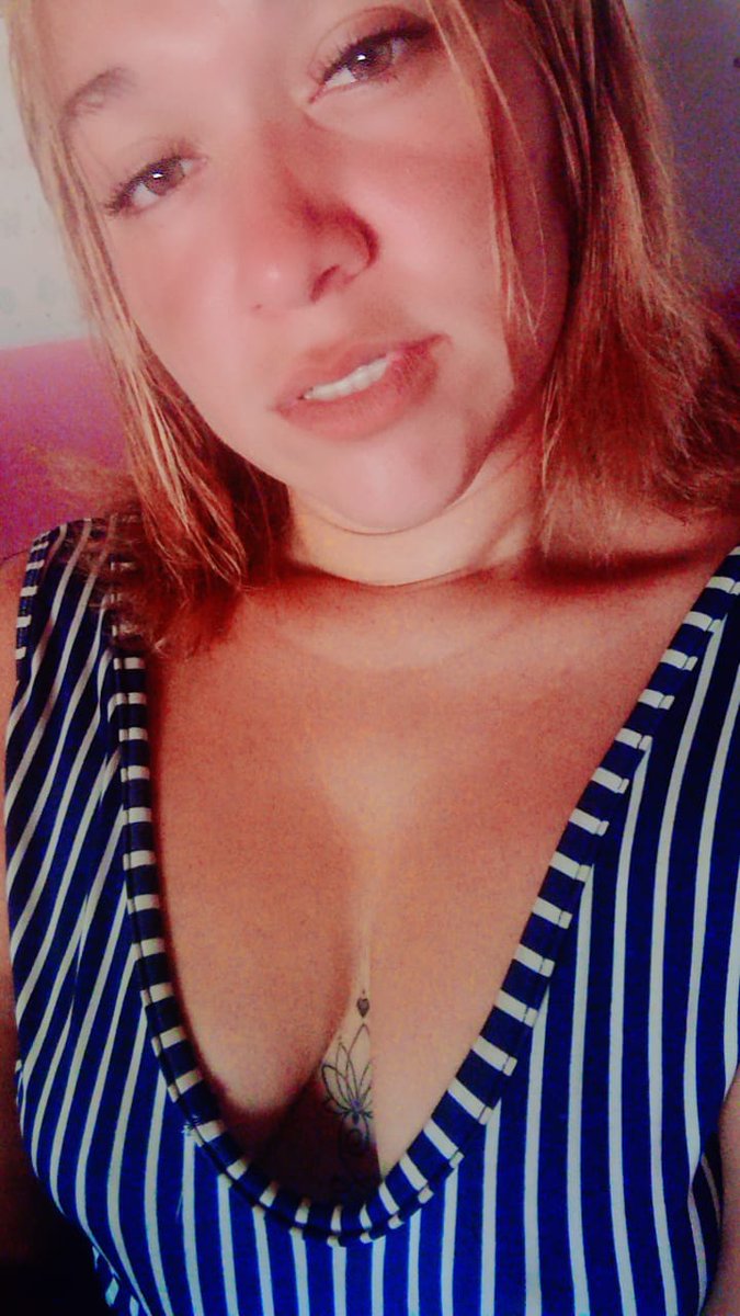 the_blue78's tweet photo. Online in my OF. Come and talk to me for awhile 😊😋

https://t.co/N5N9bZIVtY https://t.co/0mUtrIjWeq