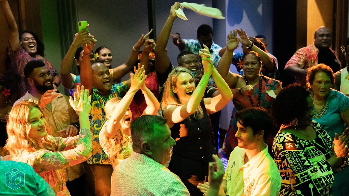 insideout_fiji's tweet photo. NAN ✈️ CNS
Vinaka Vakalevu to all our fans who showed their support during the Cairns Inaugural Dinner this past weekend🇫🇯🇦🇺
#fromfijitotheworld
#insideoutfiji
#vakaiogamai
#FijiAirways
#sayio https://t.co/6IO2Qtg6jq