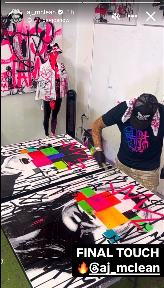 misha_bsb's tweet image. screenshots of a video clip in AJ Mclean&apos;s IG story:

#FinalTouch 👀 👀