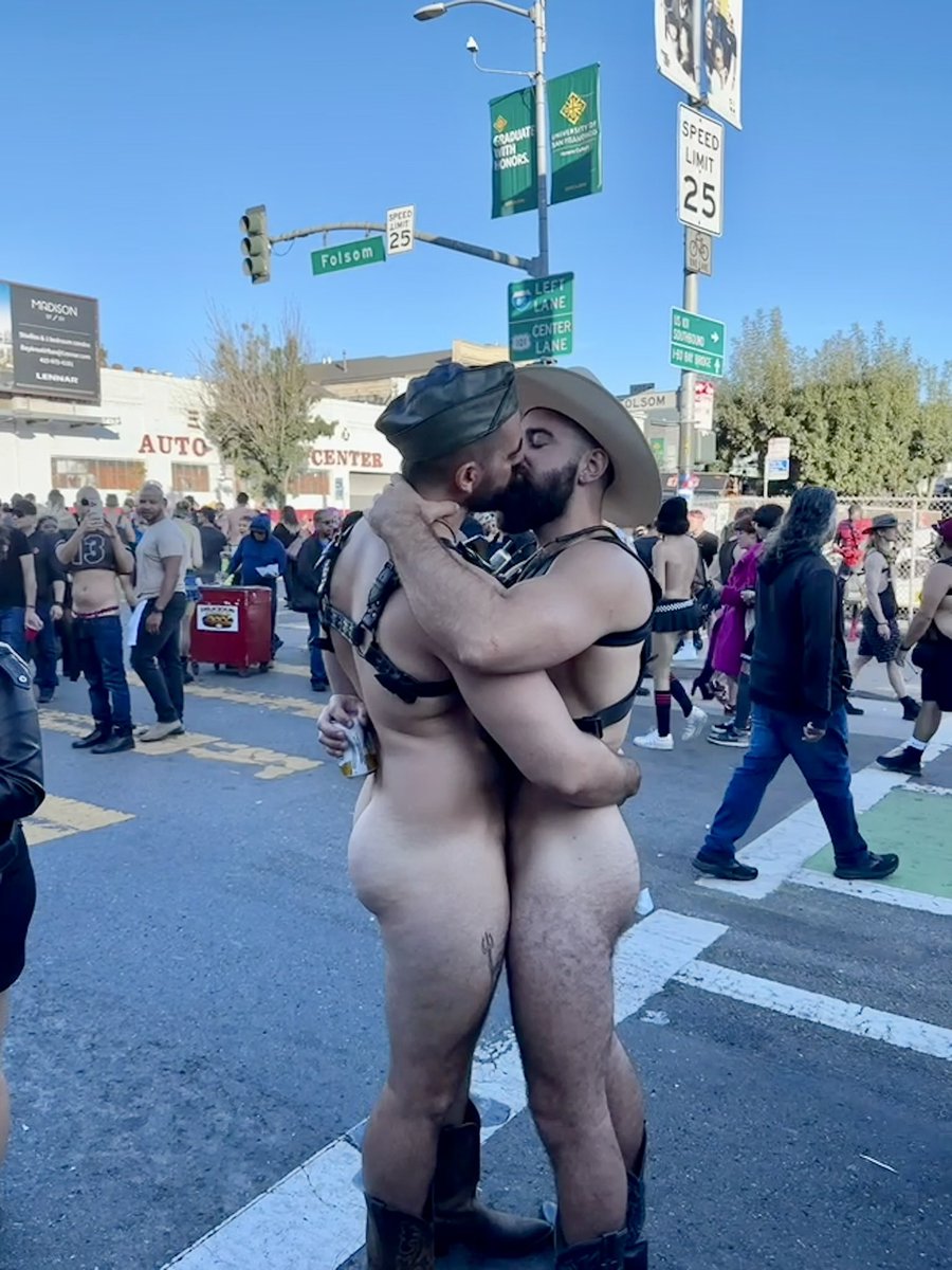 TheGayGaston 🧔🏻‍♂️🌈 tweet media