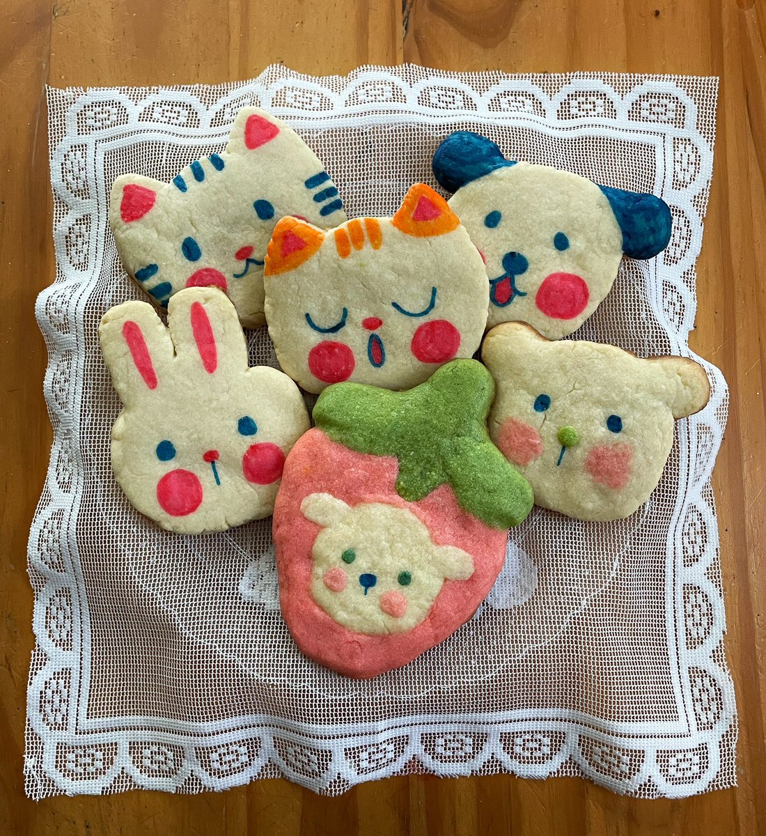 i made more sugar cookies today🍪