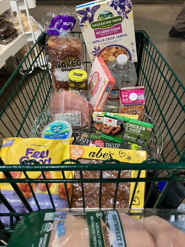 tiffanyjewel10's tweet photo. oh no it definitely was ππππ plus i have Celiac AutoImmune Disorder severe Gluten allergy aaaaand my kiddo is allergic to Dairy and we literally JUST got our f00dstamps back THIS WEEK sooooooo yea i might just *** lmaofmfl
#workingpoor #poorAF #foodprices #endstagecapitalism https://t.co/4tcTKgJt0T