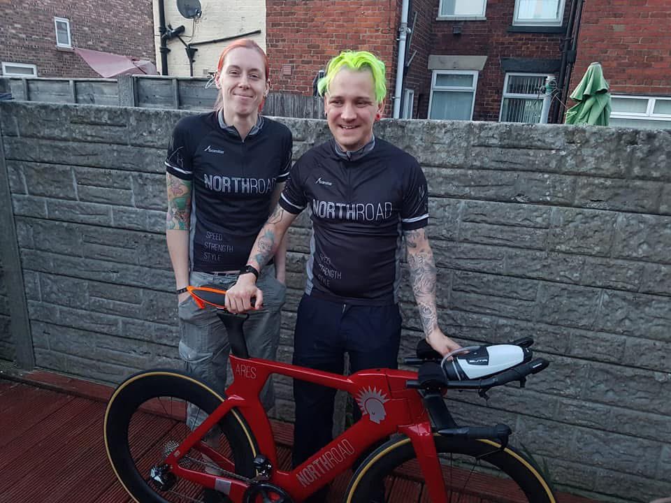 Delivery of my <a href="/NorthRoadCycles/">NorthRoadCycles 🚴‍♂️</a> after helping out at the tri show all those years ago when Ian transitioned from teacher/ bike mechanic on the side to starting his own business Northroad is more than a bike company it’s a small family most bike owners meet and talk to each other