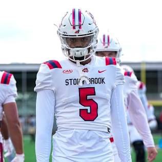 Christian (Chris) Askew 🌟 (@imjuhchris) on Twitter photo #AGTG After a Great Conversation with <a href="/ZurilHendrick/">Coach Z</a> I am Blessed to have earned an Offer from <a href="/StonyBrookFB/">Stony Brook Football</a> <a href="/CoachBCosh/">Billy Cosh</a> <a href="/HCDeVoursney/">Coach Steve DeVoursney</a> <a href="/CoachJamesMahan/">James Mahan</a> <a href="/CoachDriggz/">Brandon Driggers</a> <a href="/Country_StrongZ/">Sam Zanders, Jr. (Coach Z)</a> <a href="/CoachLaut/">CoachL</a> <a href="/CoachHort/">CoachHort</a> #AGTG After a Great Conversation with <a href="/ZurilHendrick/">Coach Z</a> I am Blessed to have earned an Offer from <a href="/StonyBrookFB/">Stony Brook Football</a> <a href="/CoachBCosh/">Billy Cosh</a> <a href="/HCDeVoursney/">Coach Steve DeVoursney</a> <a href="/CoachJamesMahan/">James Mahan</a> <a href="/CoachDriggz/">Brandon Driggers</a> <a href="/Country_StrongZ/">Sam Zanders, Jr. (Coach Z)</a> <a href="/CoachLaut/">CoachL</a> <a href="/CoachHort/">CoachHort</a>