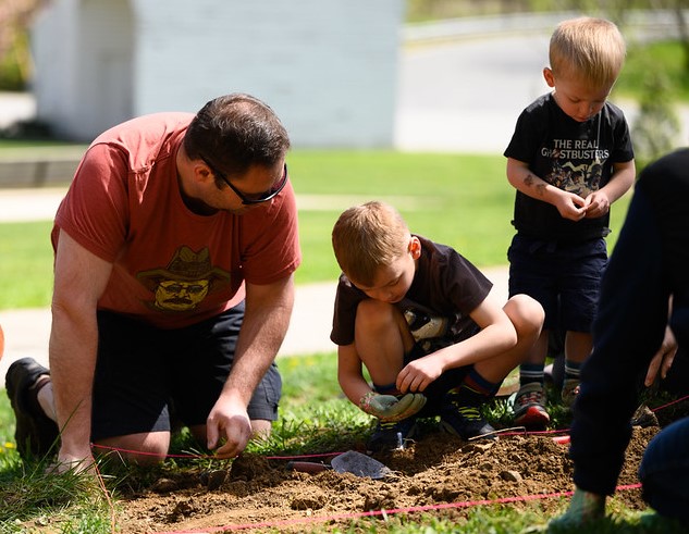 Enjoy a special, free presentation on Thursday, April 17 from 6:30-7:30pm at the Harriet Tubman Cultural Center and learn about the archaeological work that has been conducted throughout County park land over the past eight years! To register, please visit tinyurl.com/25schk3b
