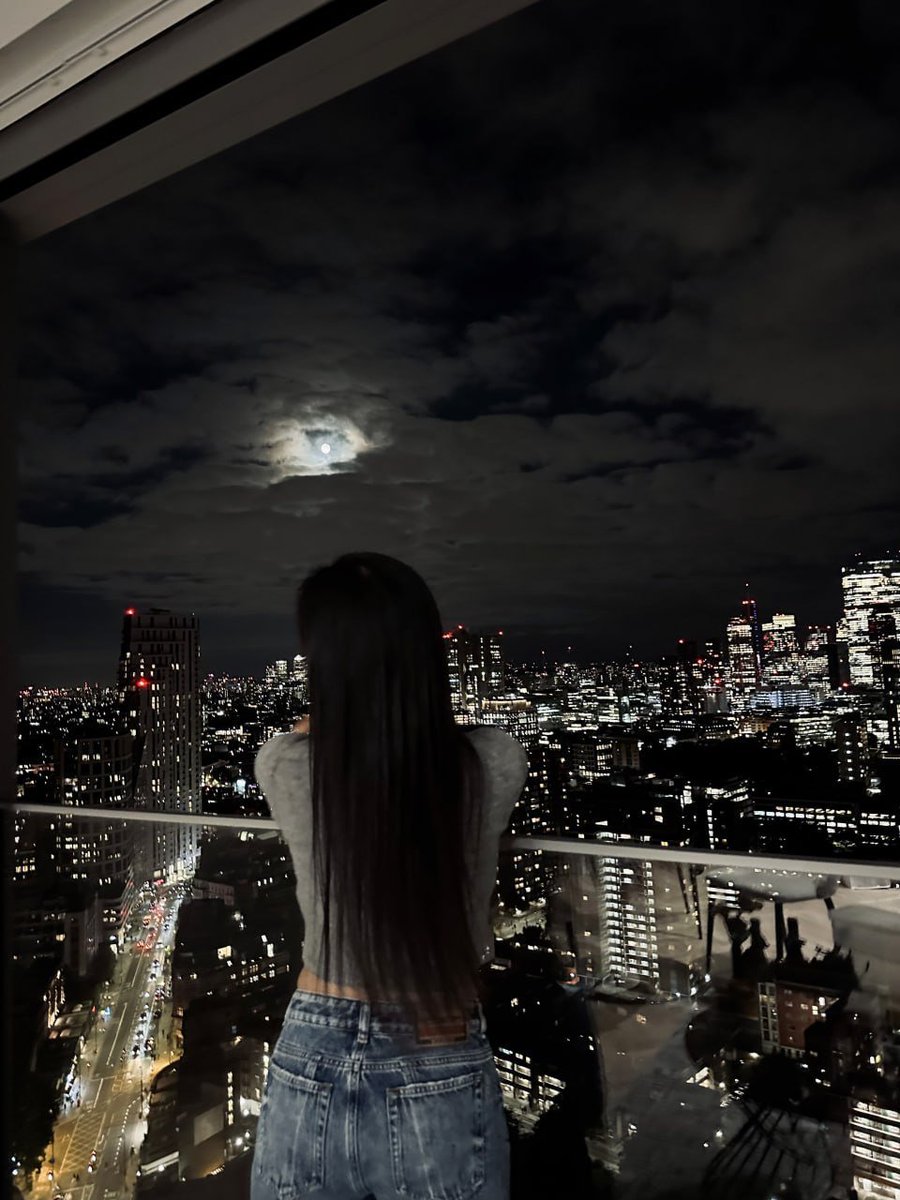 City lights painting the night sky. Soaking up the magic. 💫